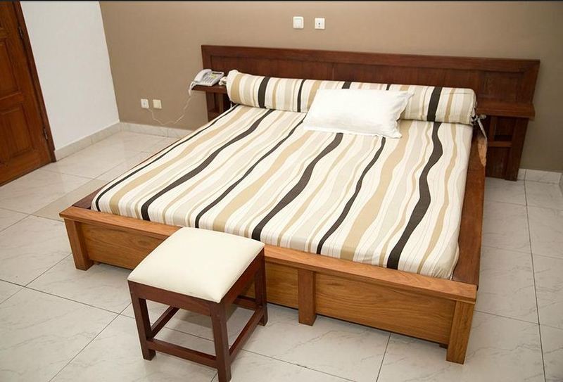 Acropole Hotel Котону Екстериор снимка