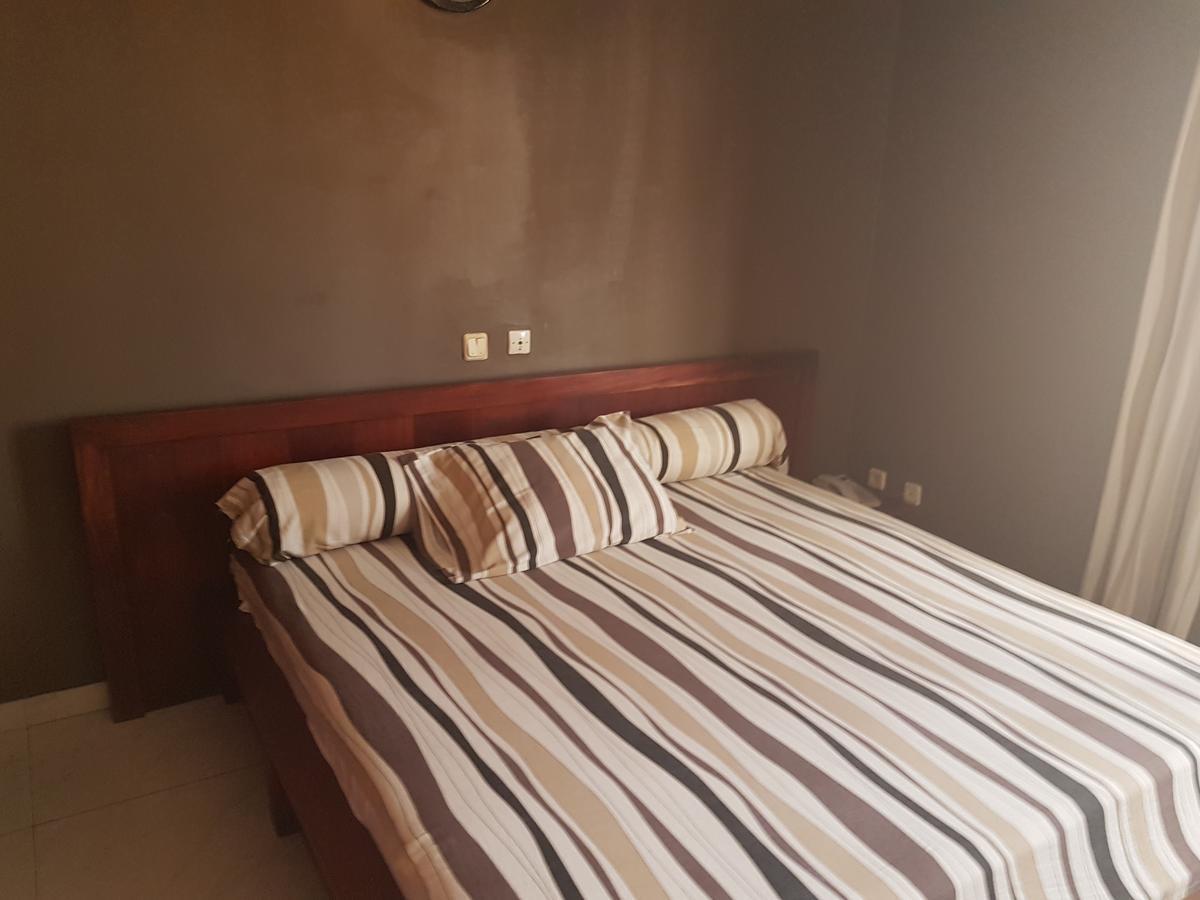 Acropole Hotel Котону Екстериор снимка