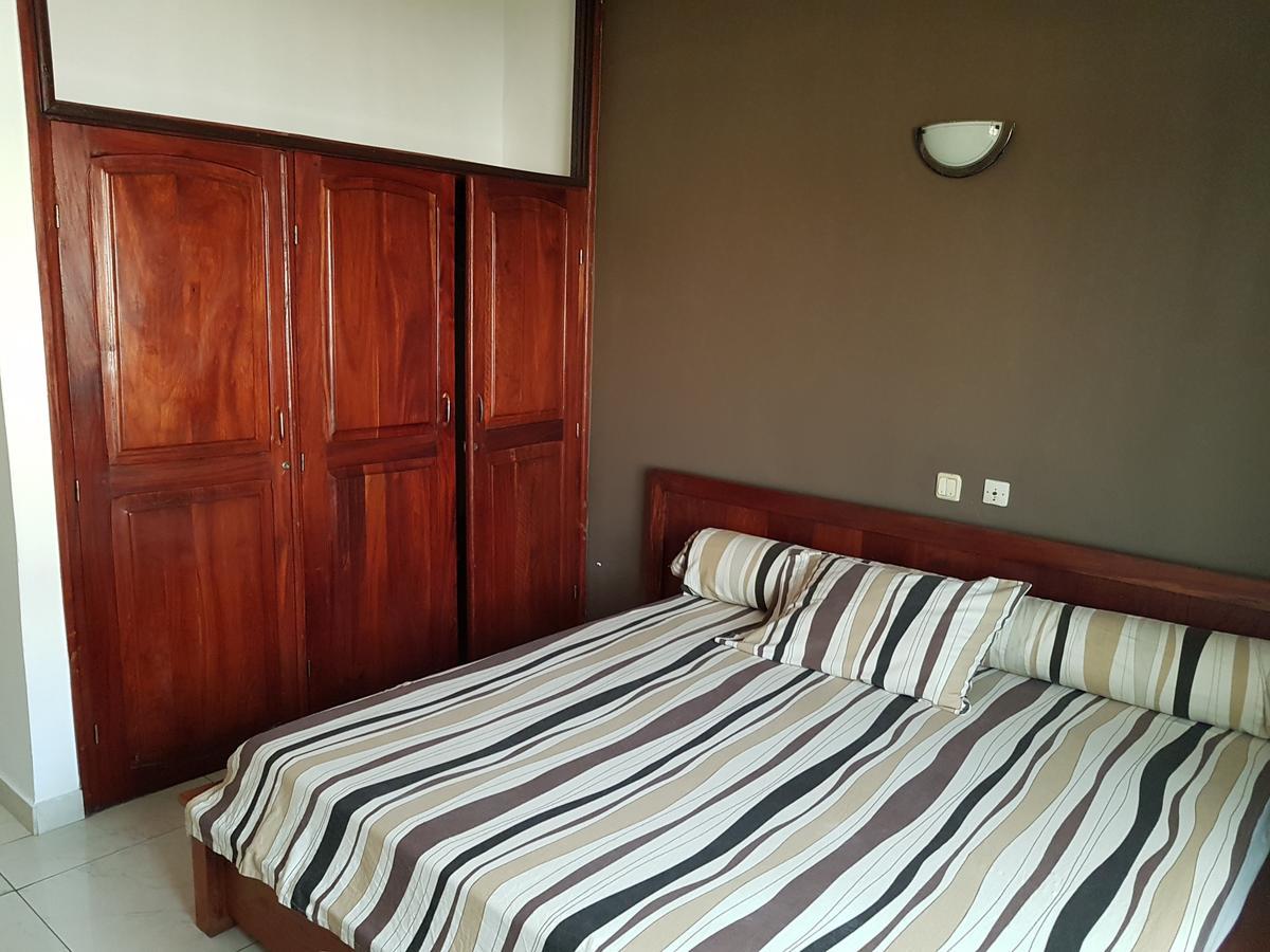 Acropole Hotel Котону Екстериор снимка